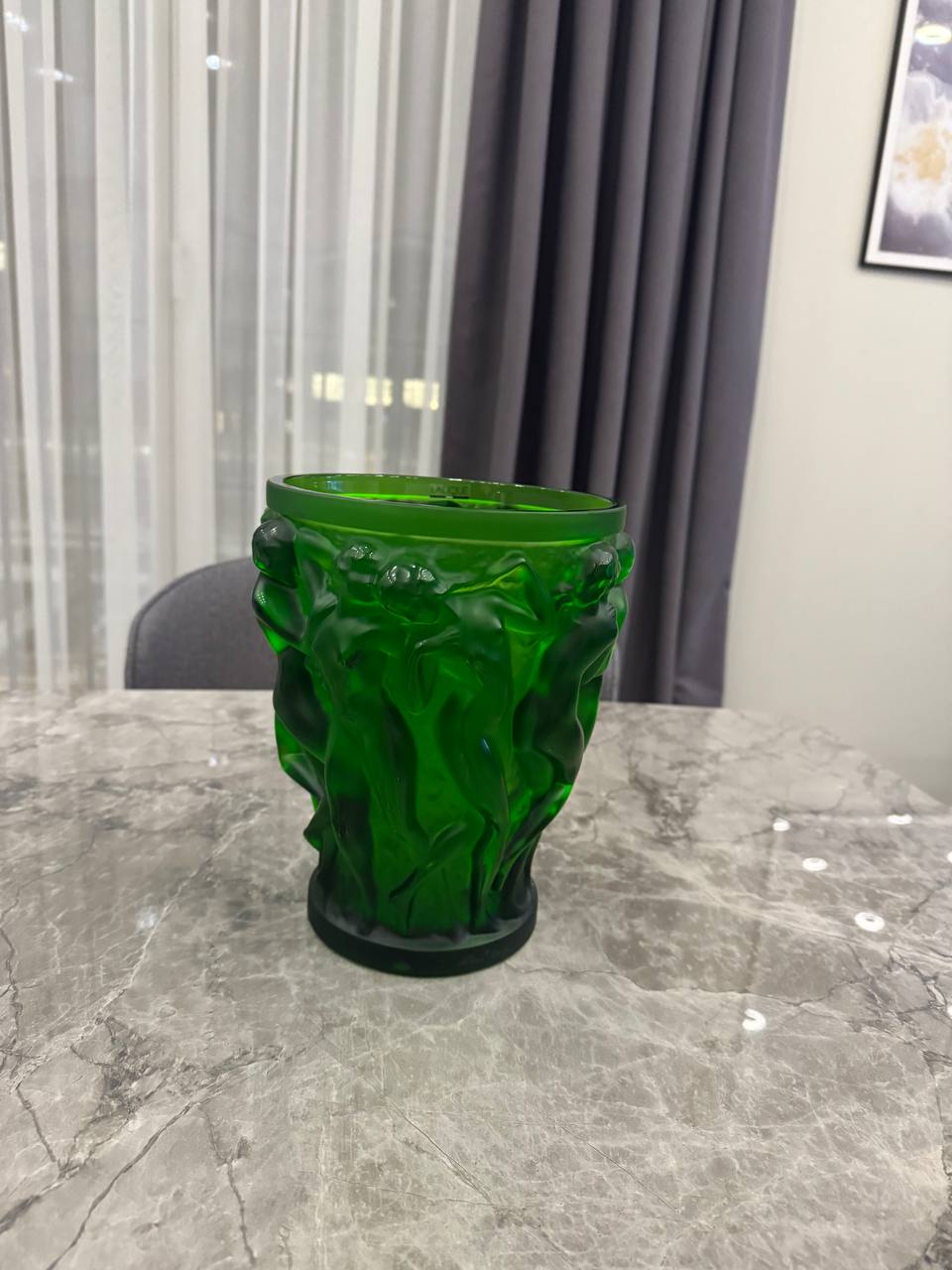 Lalique France Ваза Lalique Bacchantes Green Amazon — купить в Москве | изумрудный хрусталь Lalique